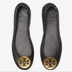 Tory Burch logo flats, black and gold 🖤✨